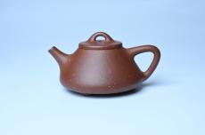 紫砂壶图片：美壶特惠 精致特好紫玉金砂子冶石瓢 做工和泥料不输千元作品 - 全手工紫砂壶网