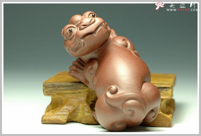 紫砂壶图片:回头貔貅 - 美壶网