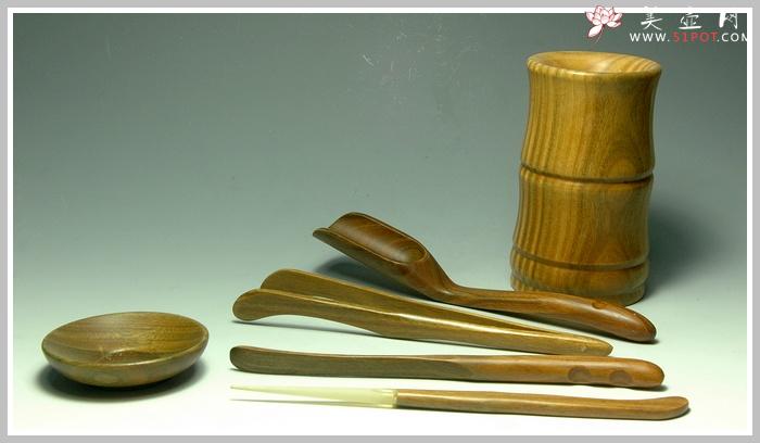 紫砂壶图片：茶道-绿檀木-大 - 美壶网