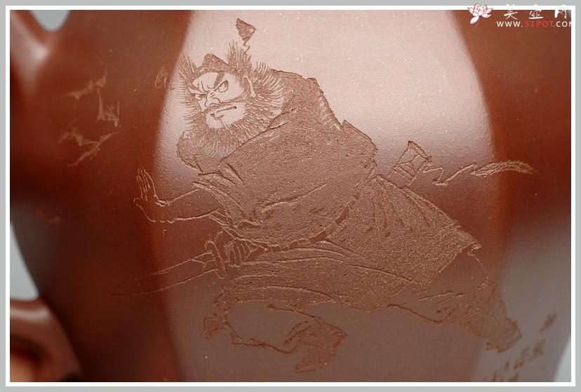 紫砂壶图片：圆润精神 高俊优雅 全手工 古韵方壶 - 美壶网