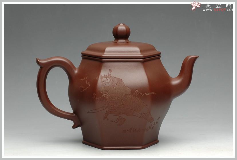 紫砂壶图片：圆润精神 高俊优雅 全手工 古韵方壶 - 美壶网