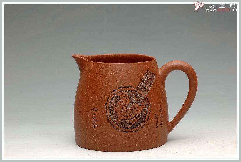 紫砂壶图片：国助 和石刻绘 老味公道 - 美壶网