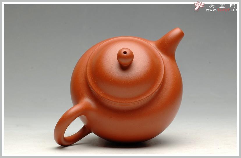 紫砂壶图片：冬日必备朱泥小壶 全手利器 全手小掇只 - 美壶网