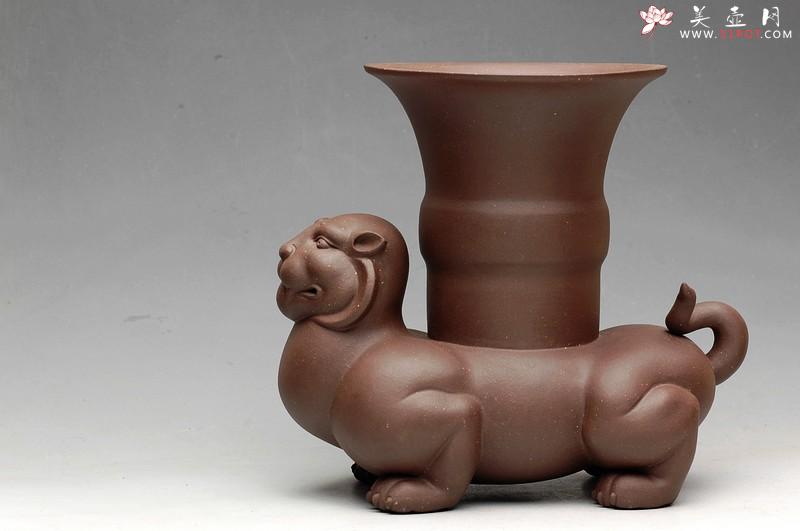 紫砂壶图片：龙生九子 之貔貅樽  单 辟邪花瓶 笔筒 - 美壶网