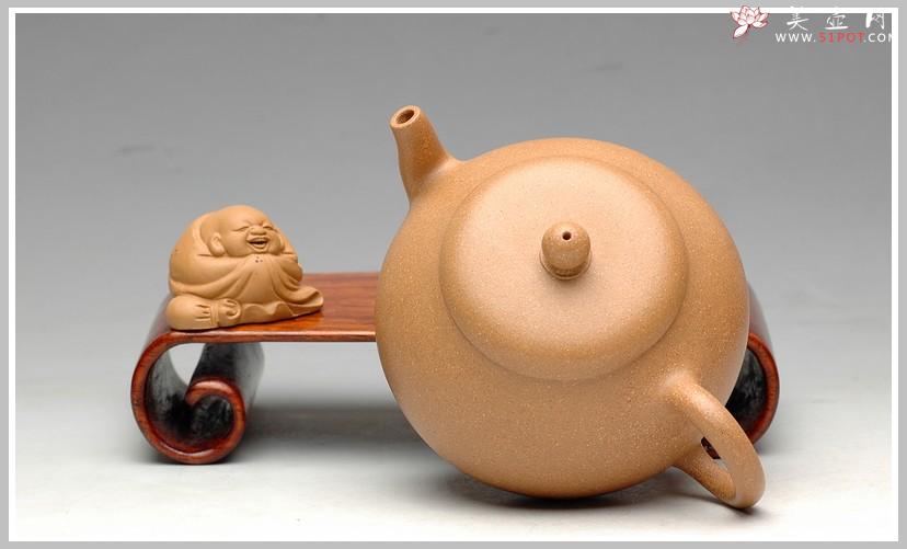 紫砂壶图片:拙与灵并存 追摹古风 优质段泥 全手汲泉 何卫枫新品 - 美壶网