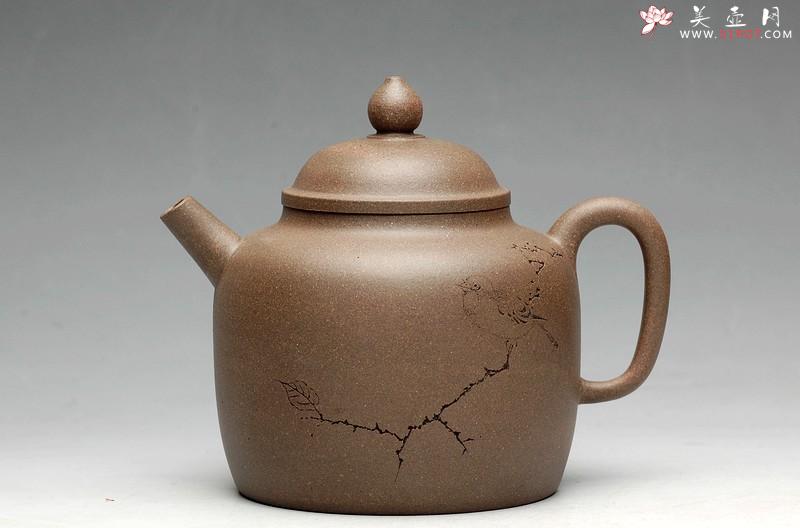 紫砂壶图片：轻巧实用 炮管杀茶 墨陶装饰鸳鸯  全手高德中 - 美壶网