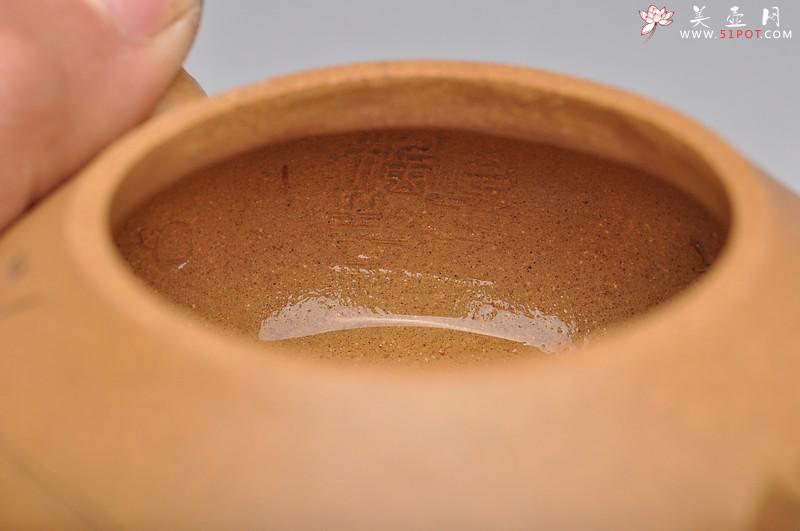 紫砂壶图片:邱玉林大师装饰 古拙之风 把玩精品 全手扁梨2 实用收藏 - 美壶网