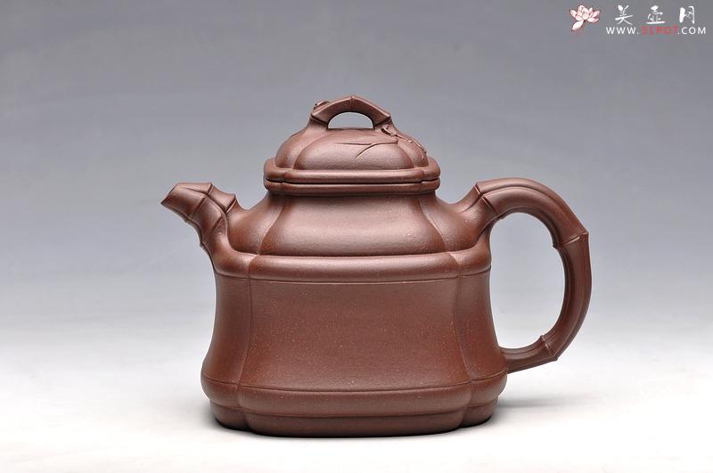 紫砂壶图片：融合方器、花货、筋囊融为一体 更显大气 新四方竹段 - 美壶网