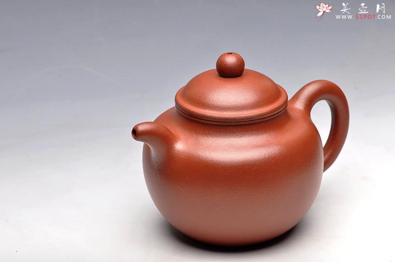紫砂壶图片：型老，料老，款老之非老壶的味道 全手高莲子 - 美壶网