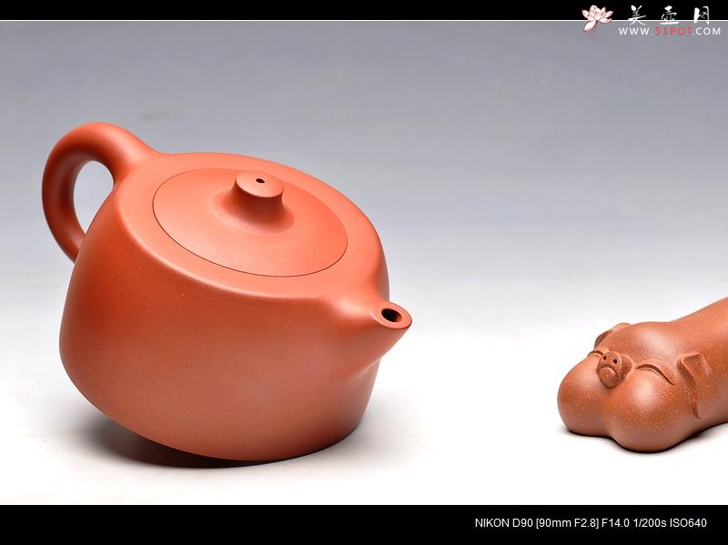 紫砂壶图片：非常有特色的 全手嵌盖天际 敦厚可人 - 美壶网