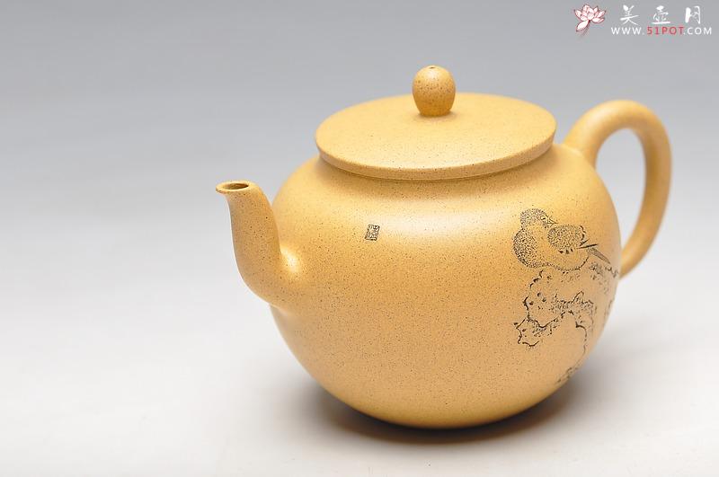 紫砂壶图片：线条流畅 挺拔优雅 全手迎春 墨陶装饰王翔鸟 - 美壶网