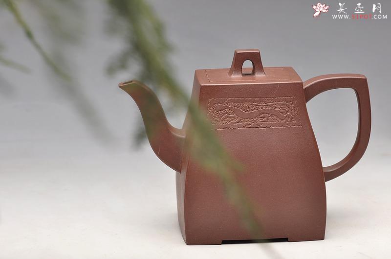 紫砂壶图片：精品 浑厚飘逸 气度非凡 全手工方中云壶一对 - 美壶网