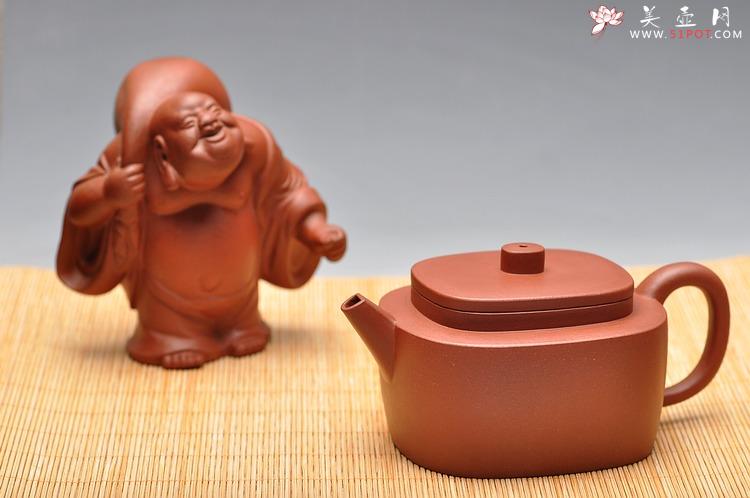 紫砂壶图片：亦圆亦方 平盖腰圆  质朴无华 老青水泥 - 美壶网