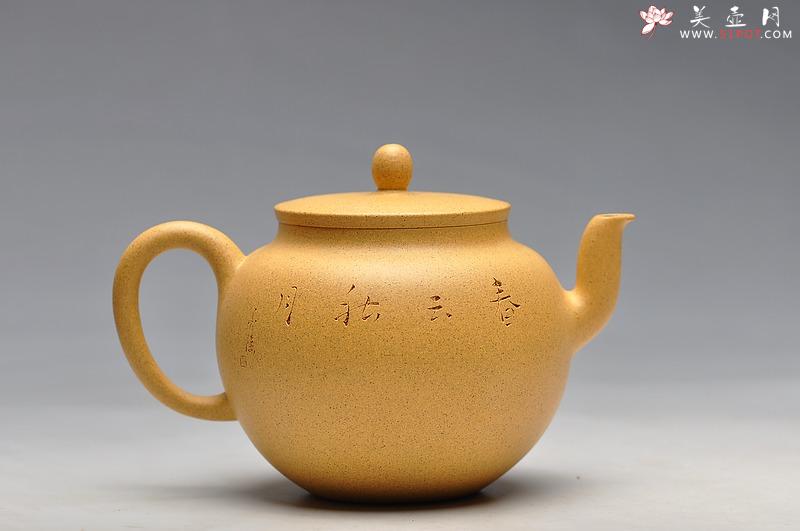 紫砂壶图片：线条流畅 挺拔优雅 全手迎春 墨陶装饰王翔鸟 - 美壶网