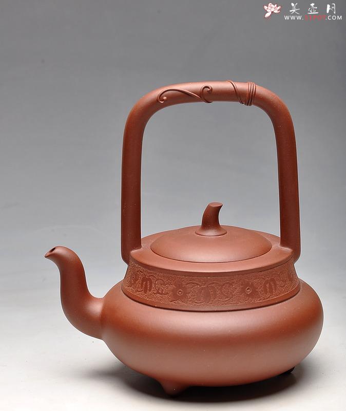 紫砂壶图片：壬辰年扛鼎力作 北瓜提梁  - 美壶网