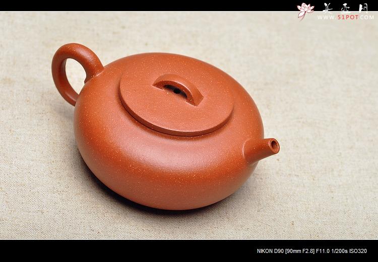 紫砂壶图片： 流畅自然 别具匠心 全手卧轮 新品尝鲜 - 美壶网