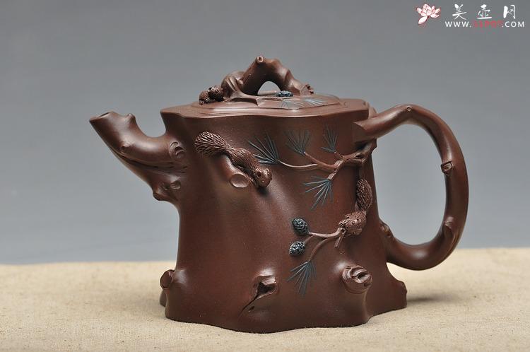 紫砂壶图片：恽益萍 松鼠葡萄桩 松鼠松桩 - 美壶网