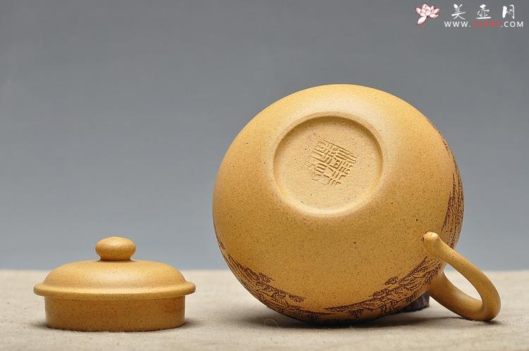 紫砂壶图片：古朴经典 儒雅得体 通景山水 莲子 - 美壶网