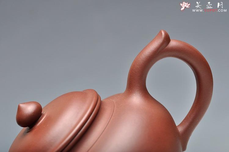 紫砂壶图片：泥色优雅 经典传承 顾派风格 紫泥全手笑樱 - 美壶网
