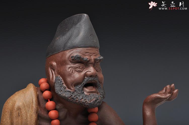 紫砂壶图片：拯危济困 救死扶弱 彰善惩恶 活佛济公 - 美壶网