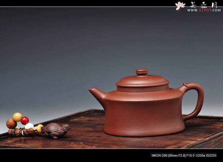 紫砂壶图片：砂料迷人 稳重而优雅 精品 全手玉锺 - 美壶网