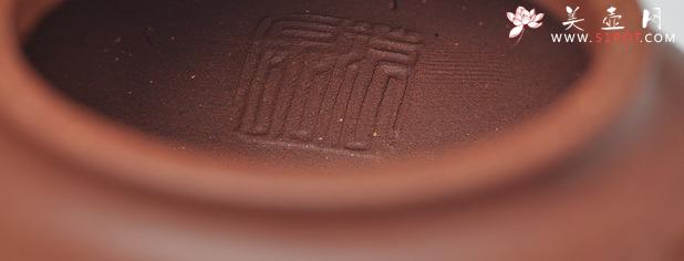 紫砂壶图片：颇有拙味 创新耐品  全手莲子 - 美壶网