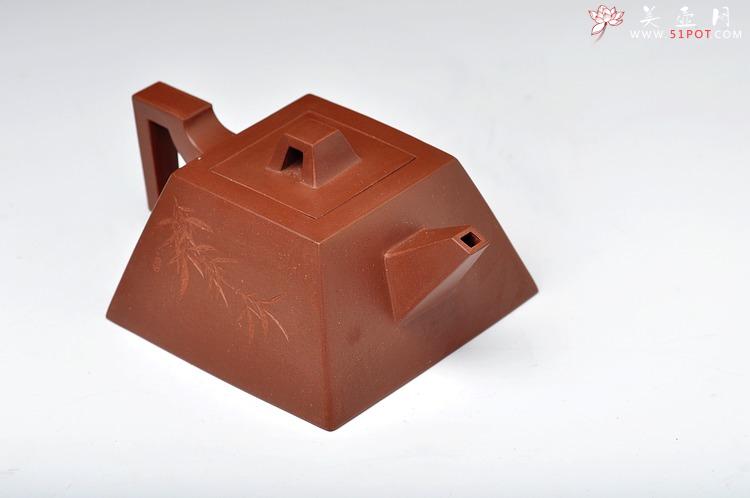 紫砂壶图片：气势凛然 剑流身如城 李昌鸿大师装饰 全手升方壶 - 美壶网