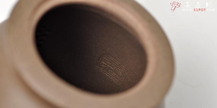 紫砂壶图片：青段全手禅韵 挺拔秀气 古朴 张听刚装饰 - 美壶网