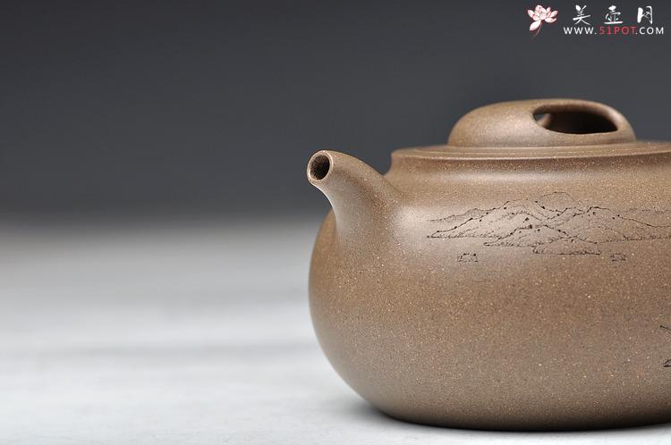 紫砂壶图片：国助和石精刻  玉成窑风格 全手归隐 更加耐品 - 美壶网