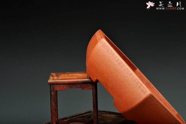 紫砂壶图片：张秋平全手六方花盆 回纹装饰 - 美壶网