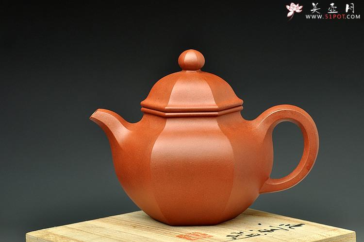 紫砂壶图片：线条流畅 细节处理干净利索 全手六方掇球 - 美壶网