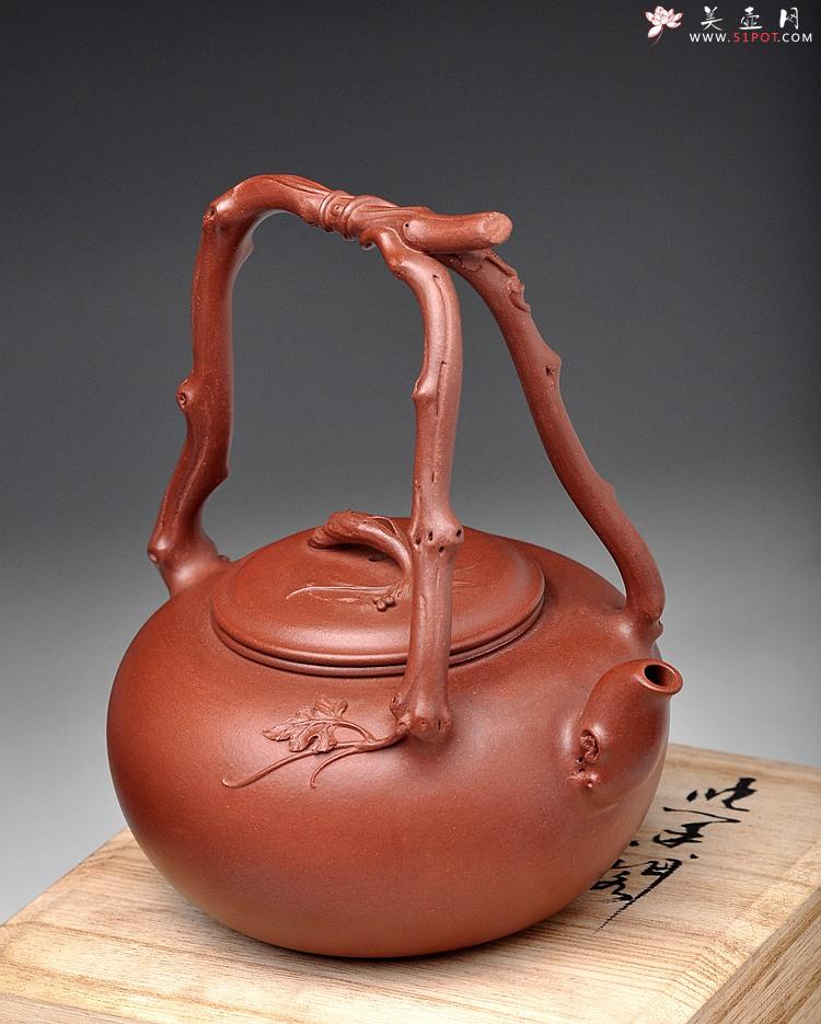 紫砂壶图片：花货奇才顾正芳 扛鼎之作 全手工丰裕提梁 飘逸大气 - 美壶网