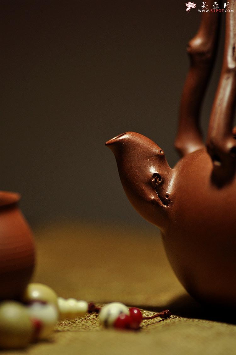 紫砂壶图片：花货奇才顾正芳 扛鼎之作 全手工丰裕提梁 飘逸大气 - 美壶网