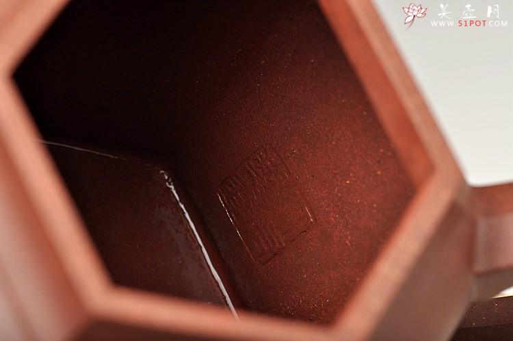 紫砂壶图片：厚重大气 线条优美 经典代表作 全手六方宫灯 - 美壶网