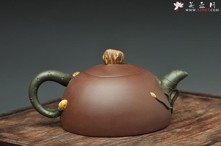 紫砂壶图片：崔巍健最新原创作品  荷塘月色 鱼戏莲叶东鱼戏莲叶西o(∩_∩)o  - 美壶网