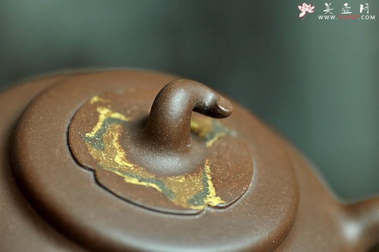 紫砂壶图片：国工师闵祥君近作 通透绞泥 大气厚重 大茄段  - 美壶网