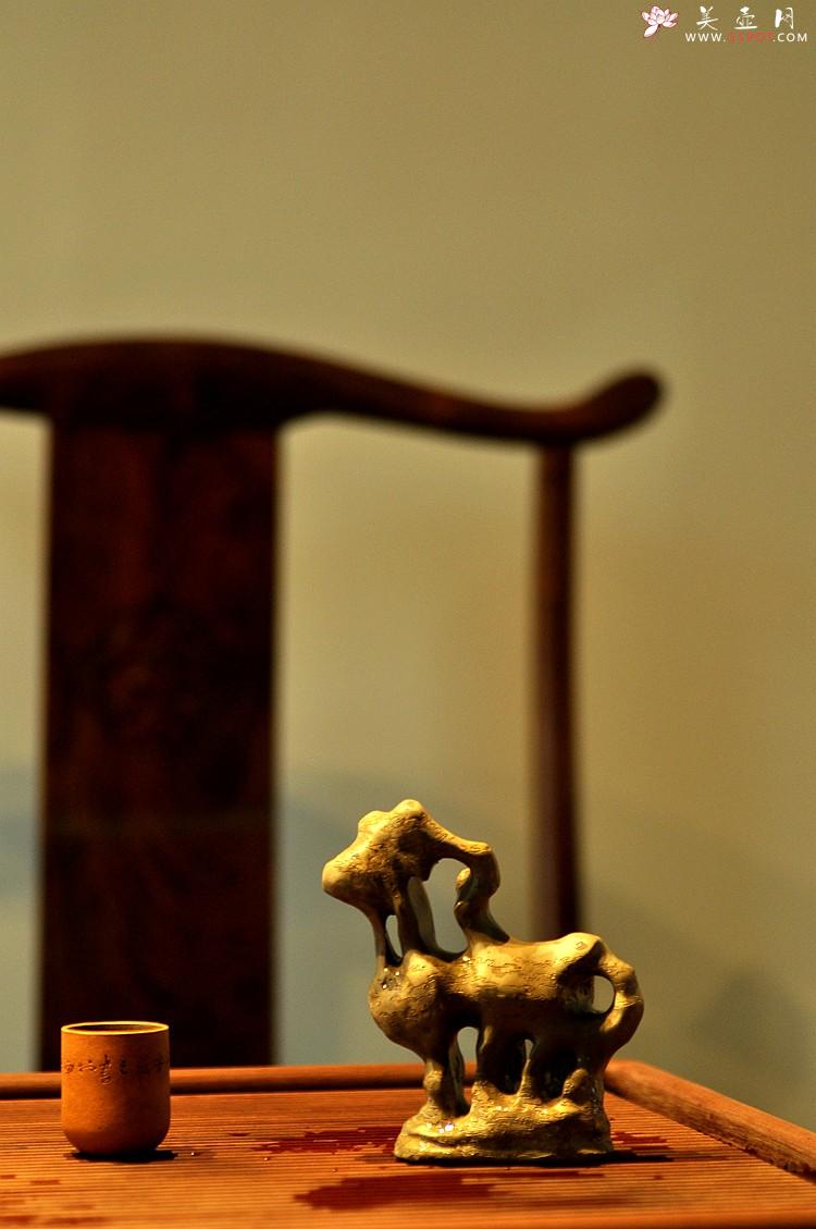 紫砂壶图片：全手作品 文房雅物 吉祥（羊）假山 - 美壶网