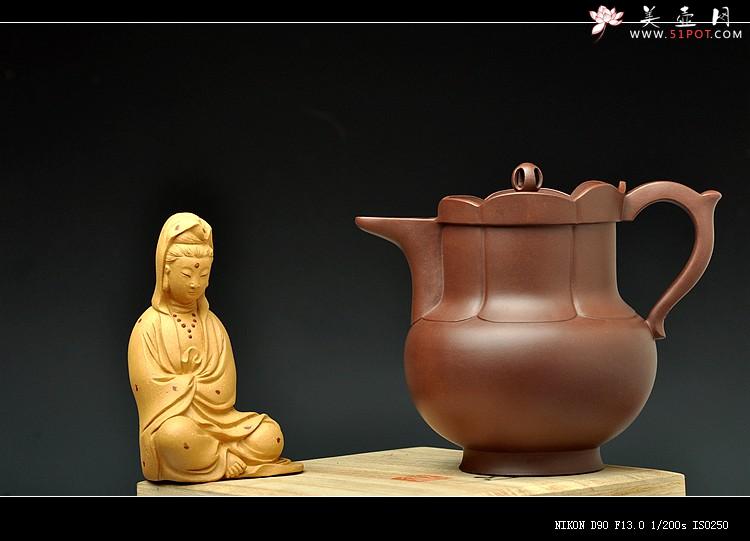 紫砂壶图片：挺拔俊秀  全手莲花僧帽 精工佳作 嵌盖 - 美壶网