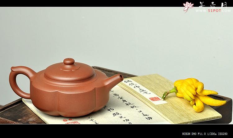 紫砂壶图片：苍劲刚遒 造型端庄大方 储俊伟精心之作 梅花周盘 5号井底槽青 - 美壶网