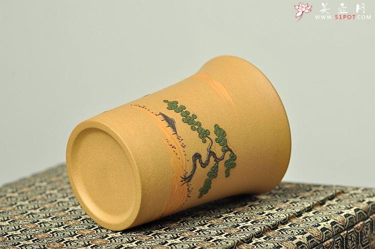 紫砂壶图片：文气 古朴雅致 主人杯 泥绘通景山水 - 美壶网