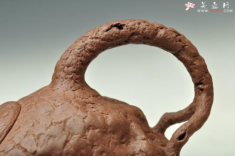 紫砂壶图片：谢多莲最新作品 薄胎 全手大龚春套壶 - 美壶网