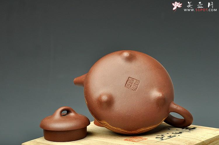 紫砂壶图片：双色通透绞泥 经典器形 全手石瓢 线条流畅 - 美壶网