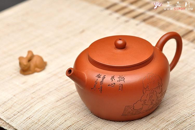 紫砂壶图片：林良丰装饰 黄玲玲执刀 瞿斌文人壶系列之全手平盖莲子 清灵秀美 - 美壶网