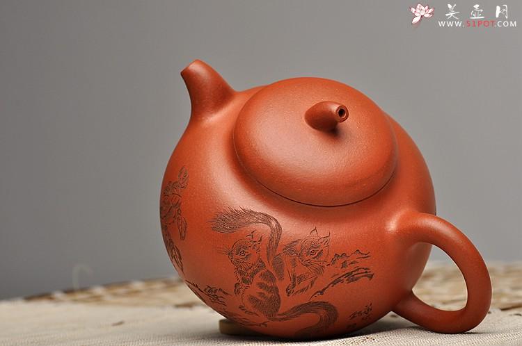 紫砂壶图片：进步之作 全手茄段 造型舒服 工笔装饰 细刻入丝  - 美壶网