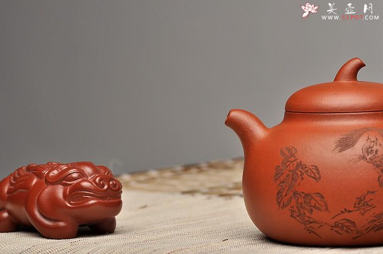 紫砂壶图片：进步之作 全手茄段 造型舒服 工笔装饰 细刻入丝  - 美壶网