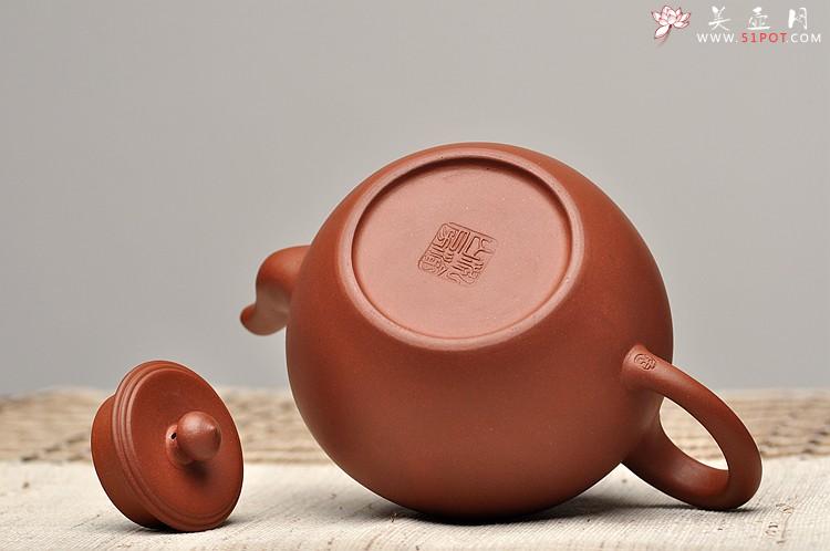 紫砂壶图片：古朴饱满 拙意十足 摹古全手大彬圆壶 江上清风山中明月 - 美壶网