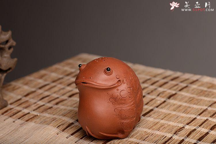 紫砂壶图片：施奇华老艺人全手茶宠锦集 文房茶宠水注之金蟾 - 美壶网