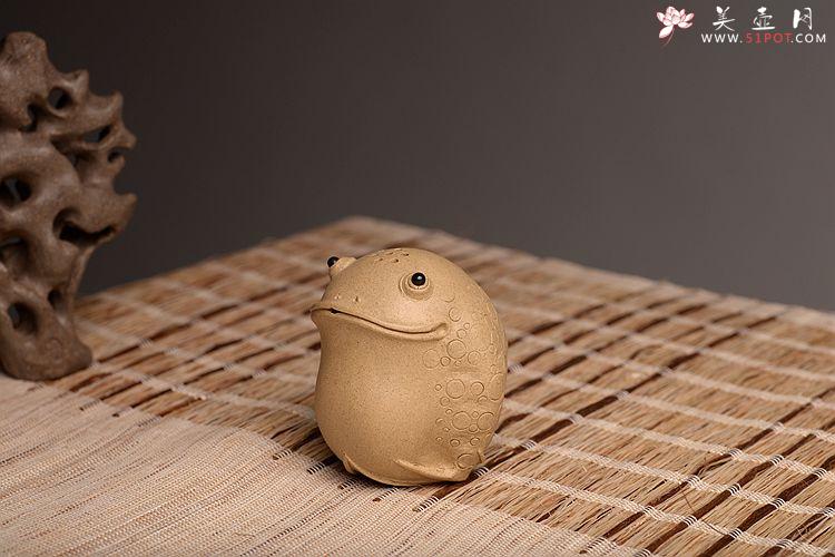 紫砂壶图片：施奇华老艺人全手茶宠锦集 文房茶宠水注之金蟾 - 美壶网