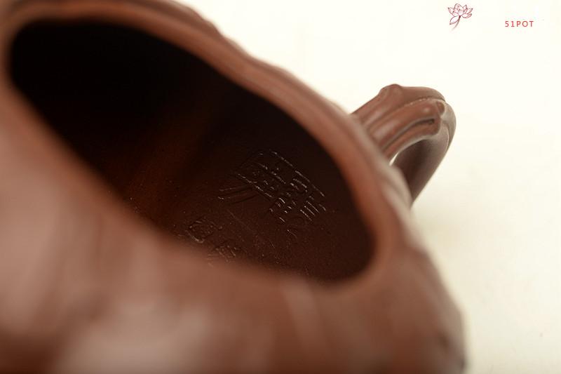 紫砂壶图片：顾正芳甲午年新作 薄胎筋囊花器 饱满挺拔 线条优美 全手工六瓣南瓜 - 美壶网