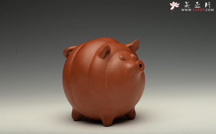 紫砂壶图片：施奇华老艺人全手茶宠锦集 文房茶宠水注之福猪 - 美壶网